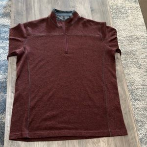 Men’s Kuhl Size Large Long Sleeve.